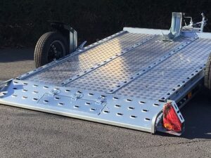 230×147 – verlaagbaar / 1as / ongeremd